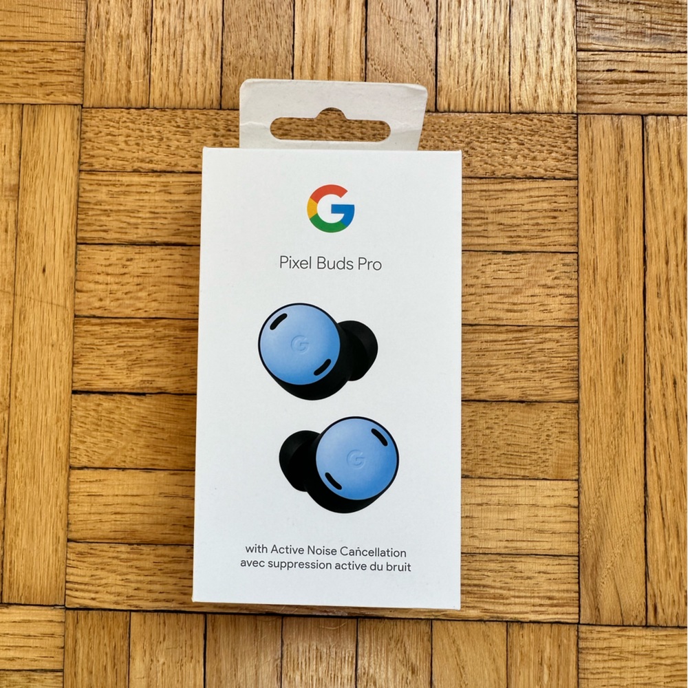 NWT Google Pixel Buds Pro wireless headphones in color Bay (blue)